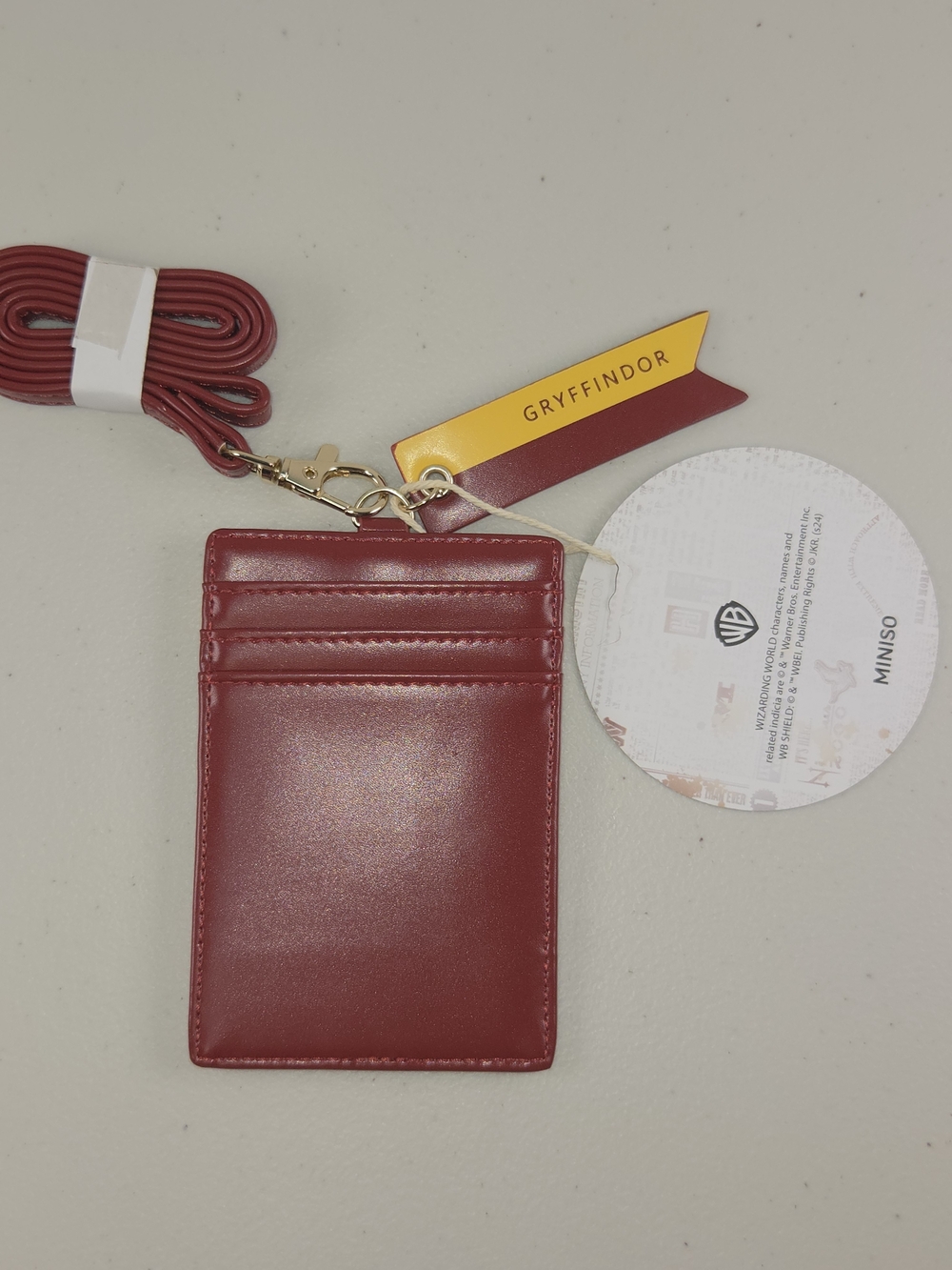 NWT Harry Potter Gryffindor Burgundy and Yellow Wallet Multiple Card Holders - Picture 6 of 9